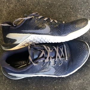 WMNS NIKE METCON